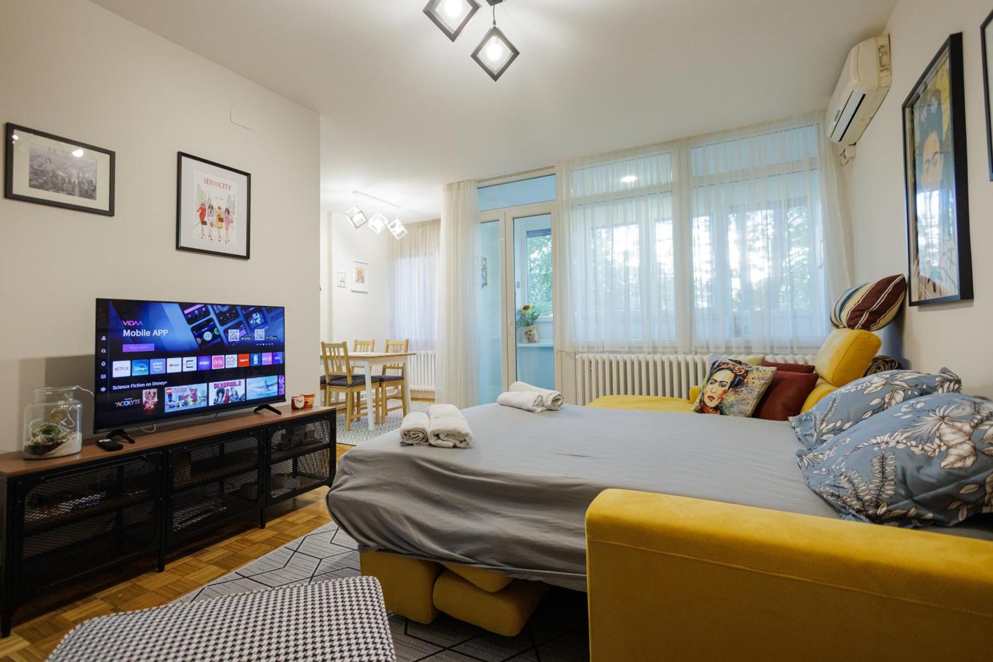 Sava Centar 1-Bedroom Apartments In The Heart Of New Belgrade Exterior photo